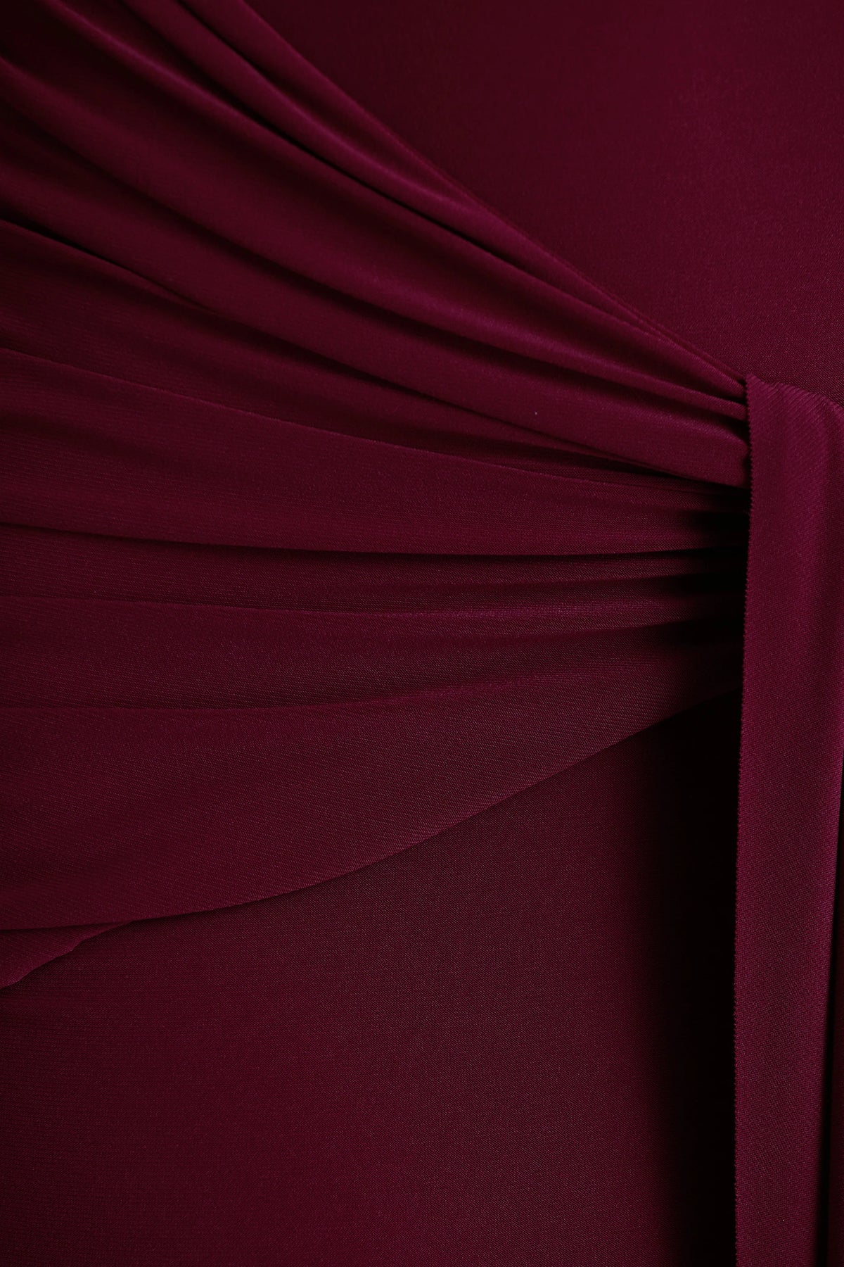 Pietra | Berry High-Neck Long Sleeve Knot Maxi Dress