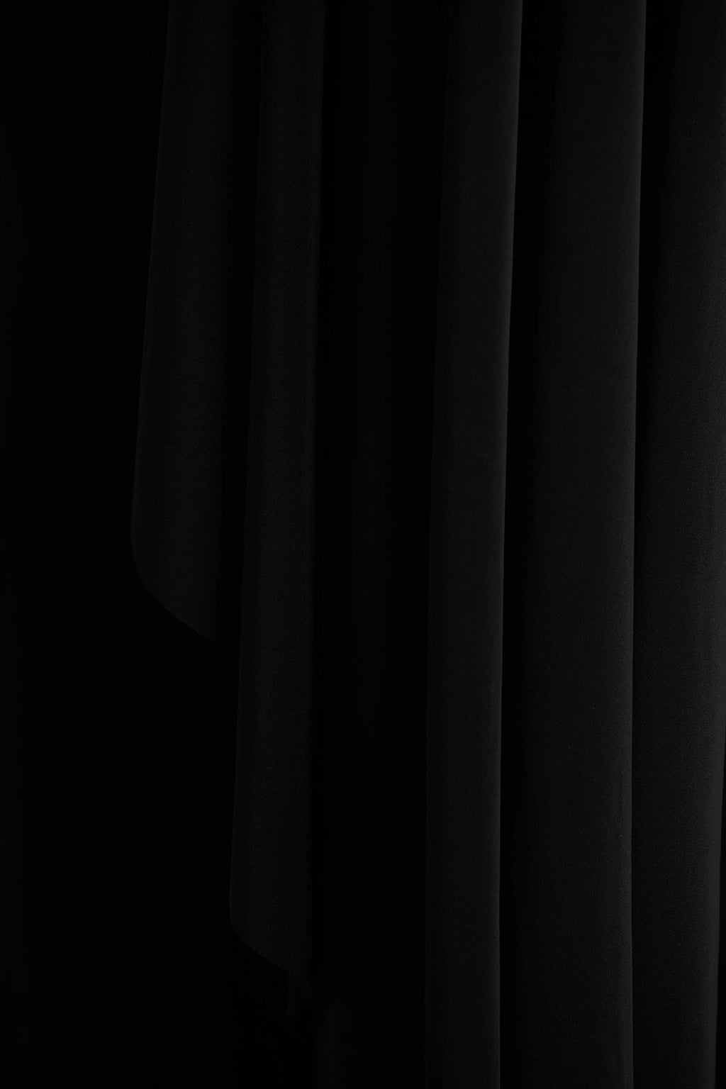 Briony | Black Crew-Neck Maxi Dress With Cape Sleeves