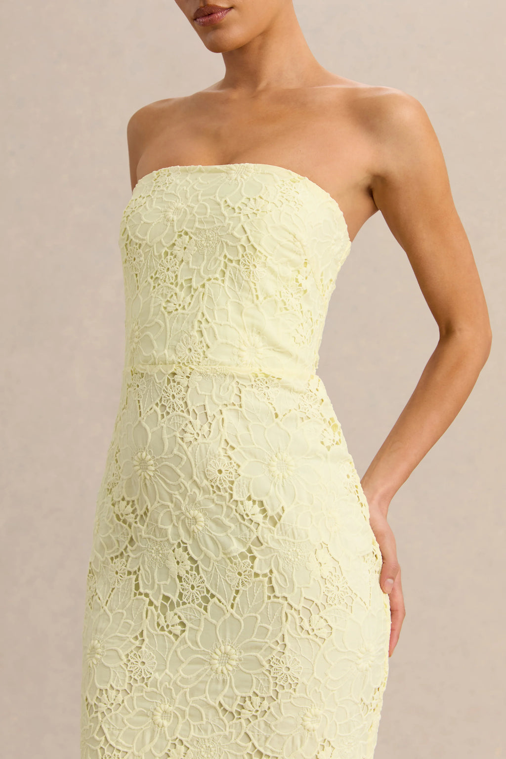 Suzie | Lemon Lace Bandeau Maxi Dress