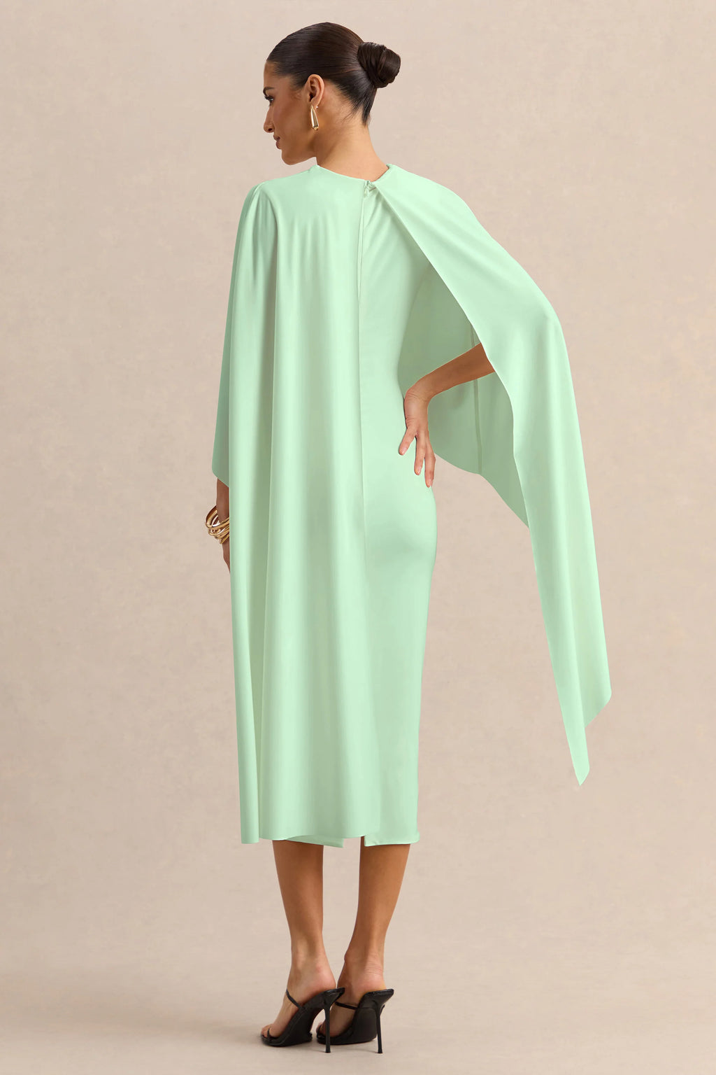 Luxalyn | Green Round-Neck Midi Dress With Cape-Detail