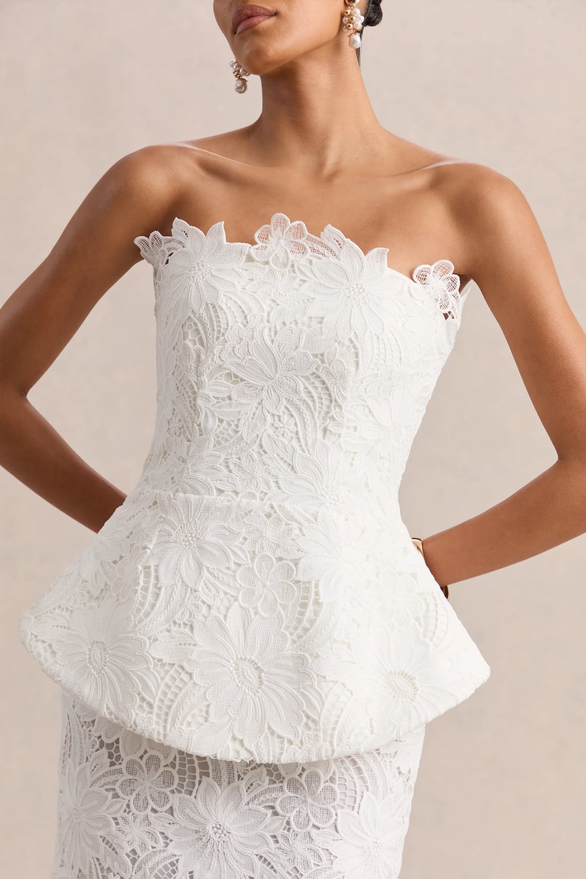 Delvine | White Lace Bandeau Corset Maxi Dress