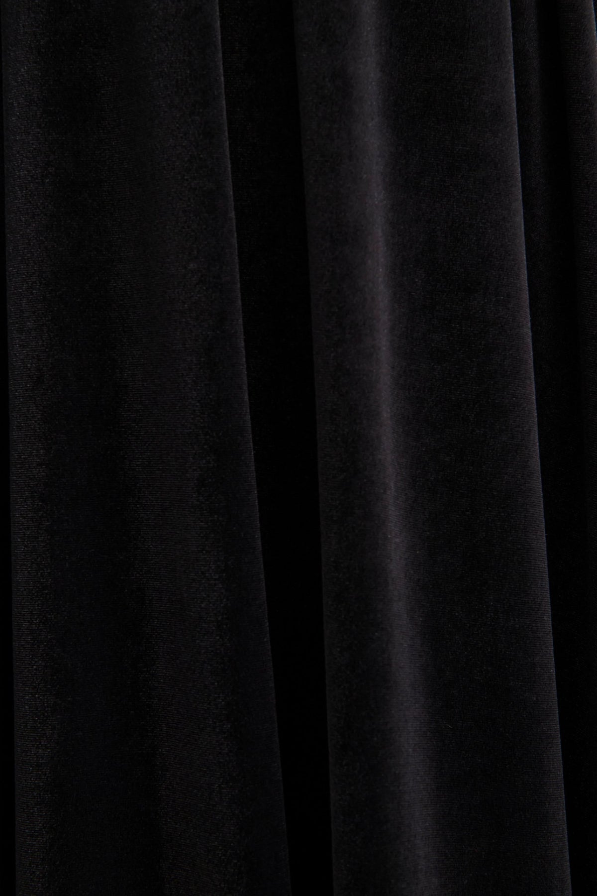 Esmeray | Black Velvet Sweetheart-Neck Midi Dress