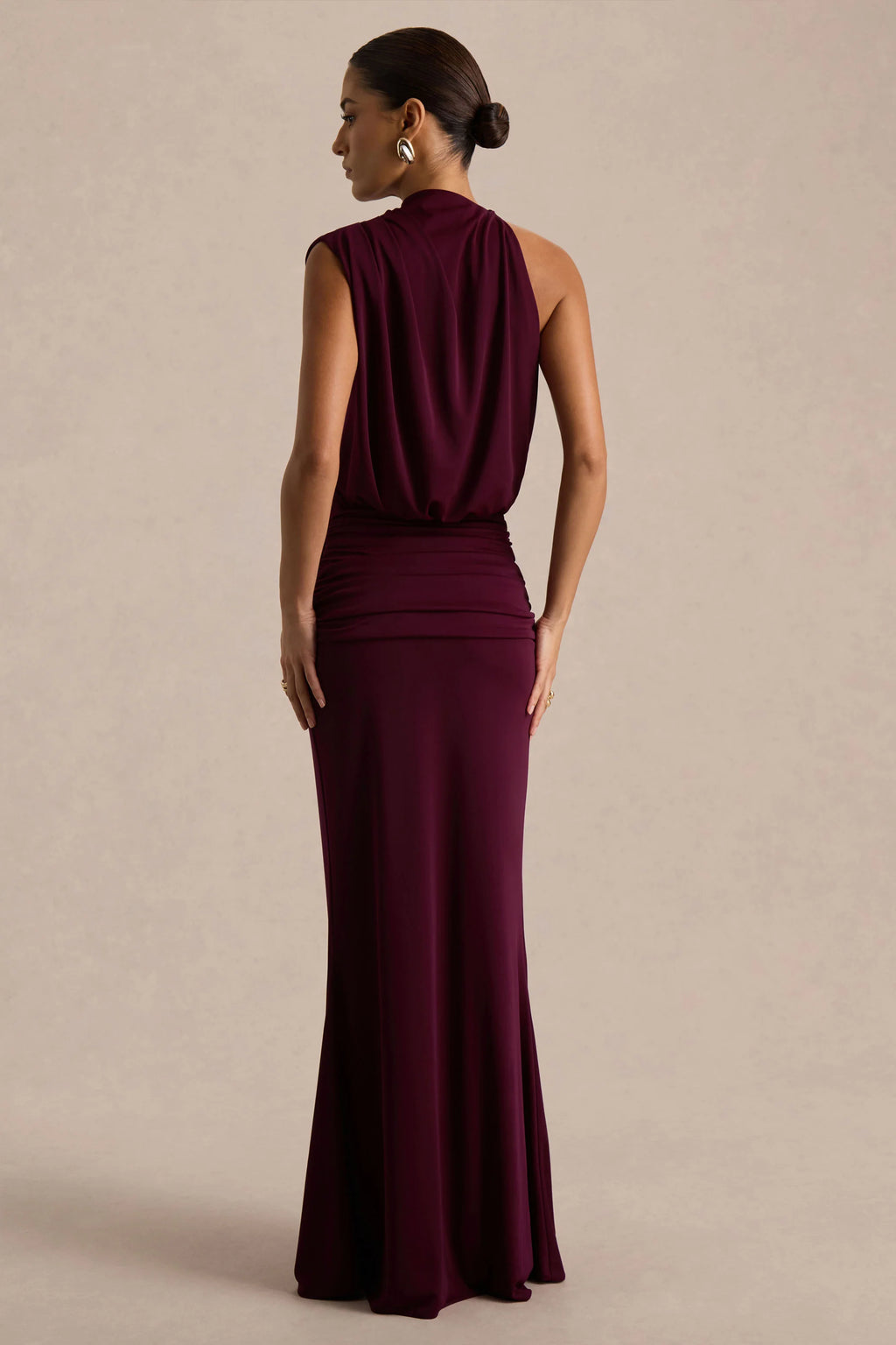 Umaira | Burgundy High-Neck Maxi Dress