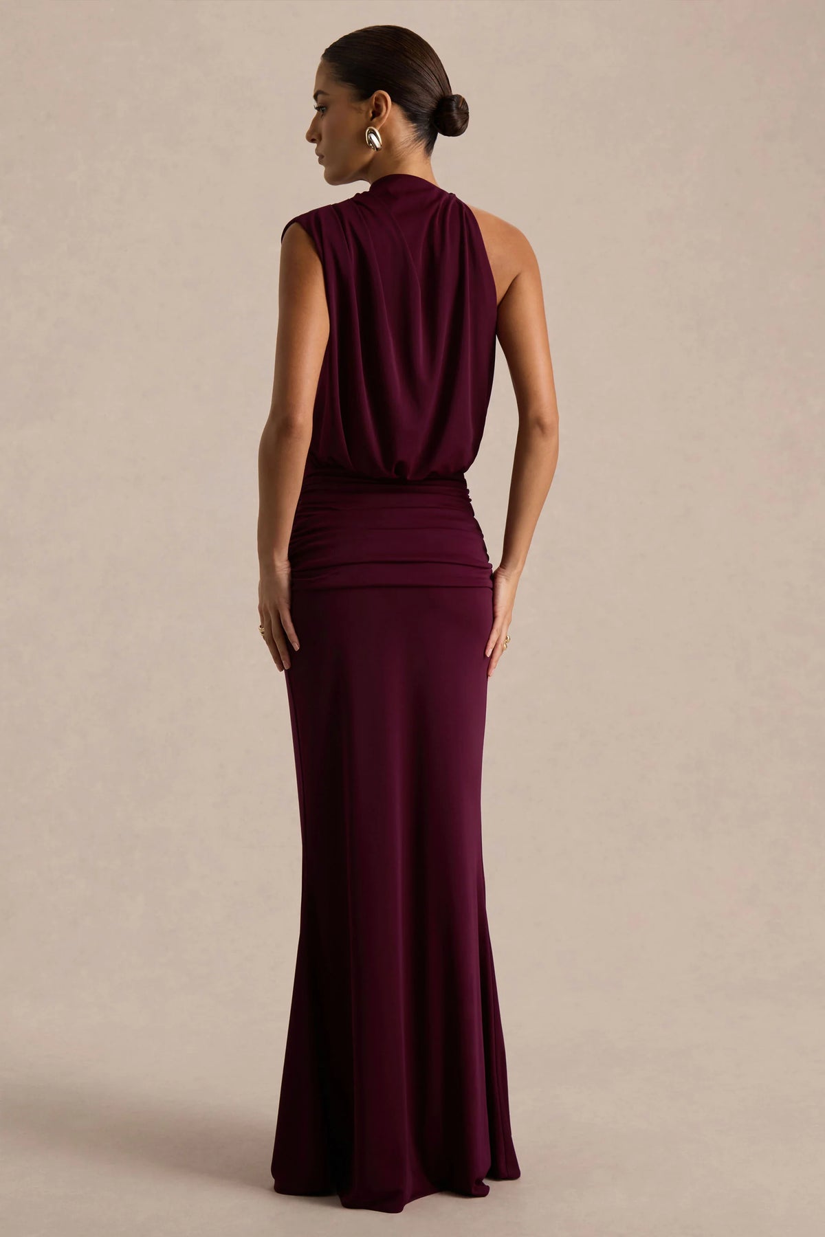 Umaira | Burgundy High-Neck Maxi Dress