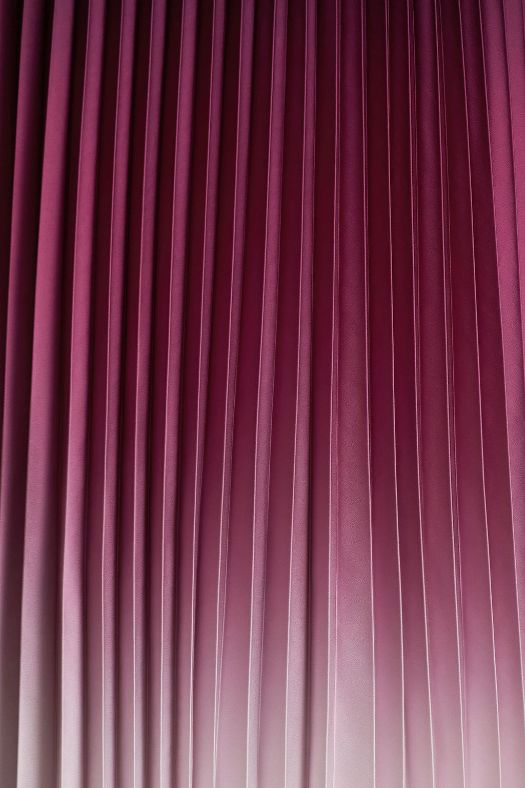 Libby | Burgundy Ombre Woven High-Neck Midi Dress With Pleated Detailing