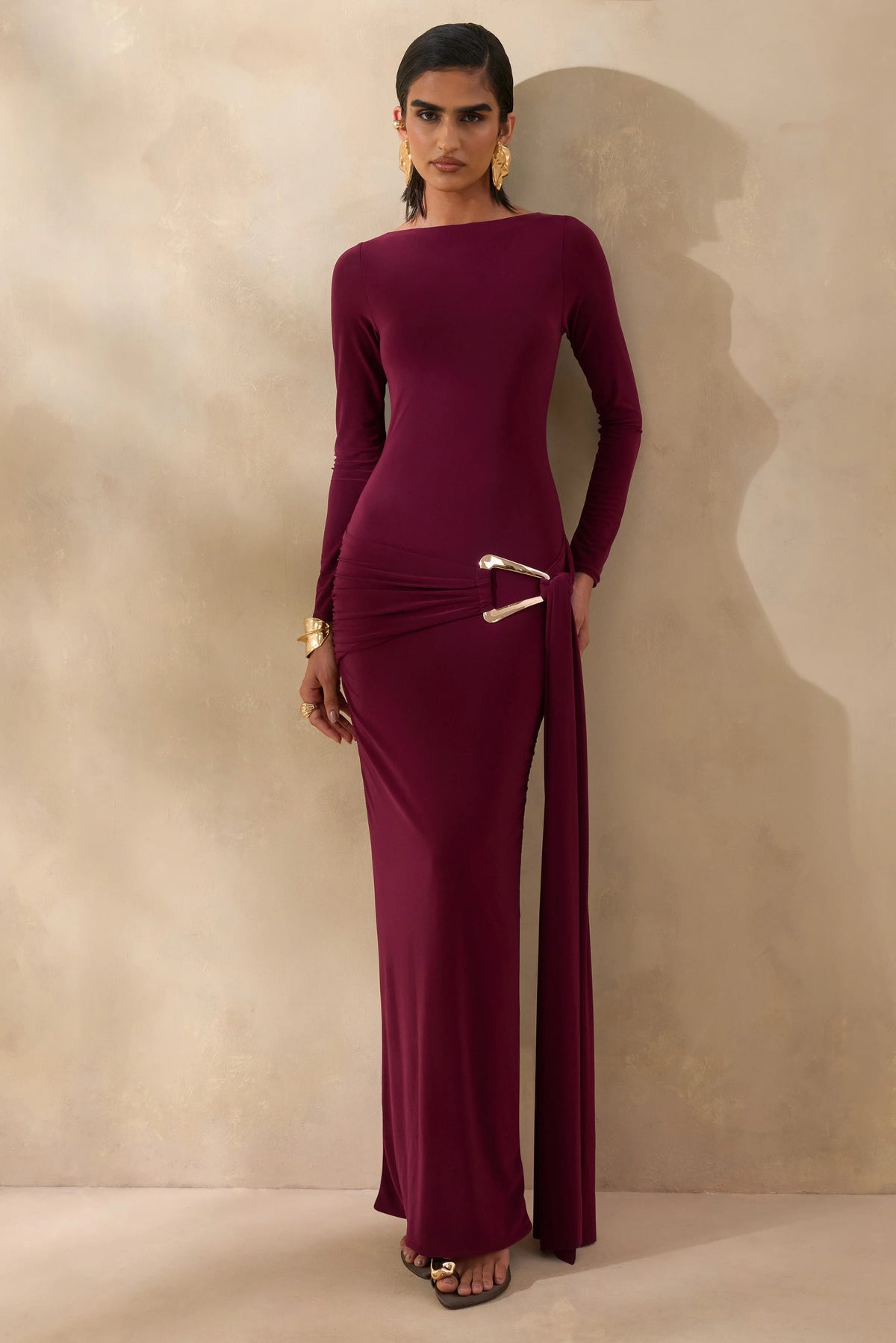 Astrielle | Burgundy Wide-Neck With Gold-Detail And Sash